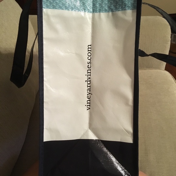Vineyard Vines Bag - Picture 7 of 7